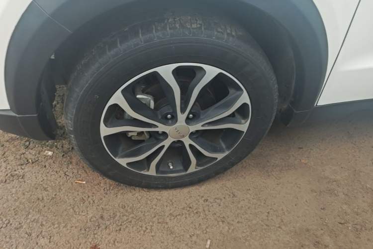 Used Yema Bojun 2019 Performance Version 1.5T CVT Lingdong Model Left Front Wheel Hub