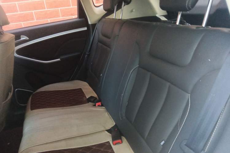 Used Yema Bojun 2019 Performance Edition 1.5T Manual Xuan Dong Model Left Rear Seat