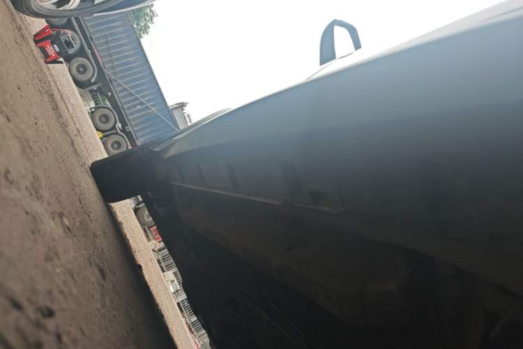 Used Yema Bojun 2019 Performance Version 1.5T CVT Lingdong Model Left Side Sill