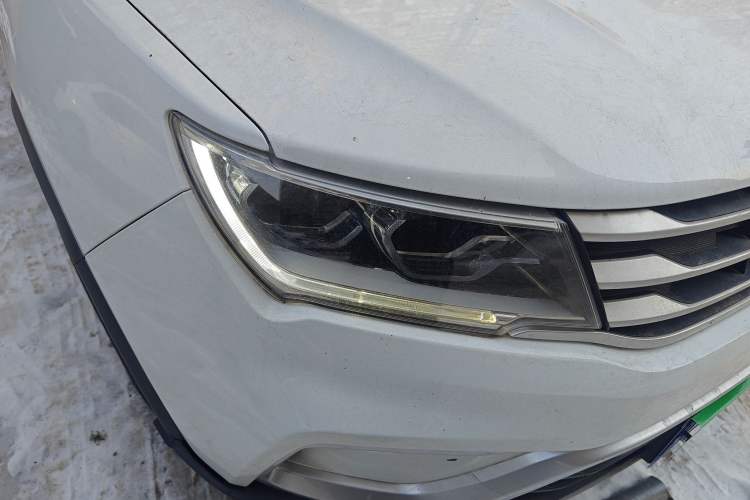 Used Yema Bojun 2019 Performance Version 1.5T CVT Lingdong Model Right Front Headlight