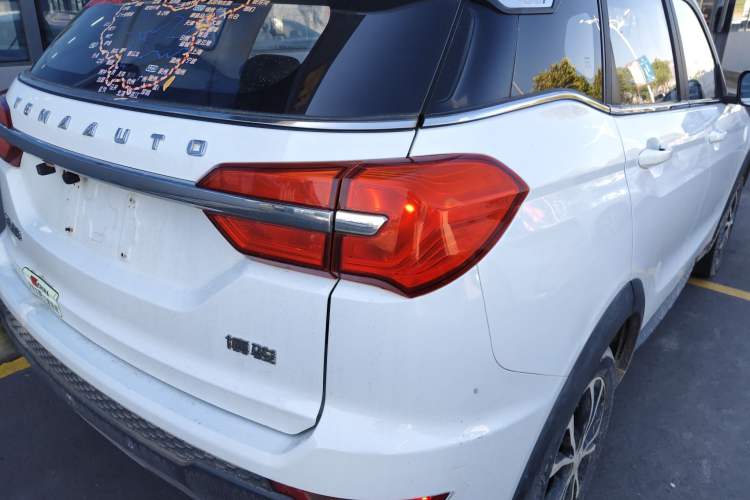 Used Yema Bojun 2019 Performance Edition 1.5T Manual Xuan Dong Model Right Rear Taillight