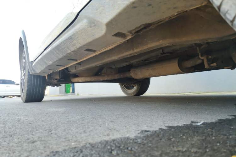 Used Yema Bojun 2019 Performance Edition 1.5T Manual Xuan Dong Model Right Side Sill