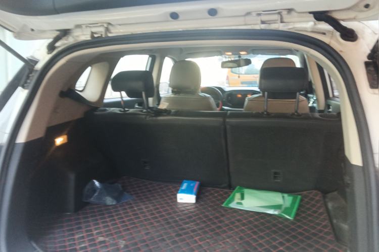 Used Yema Bojun 2019 Performance Edition 1.5T Manual Xuan Dong Model Trunk