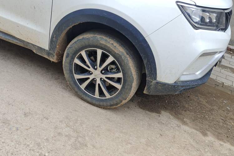 Used Yema Bojun 2020 Sport Version 1.5L CVT Comfort Edition Right Front Wheel Hub