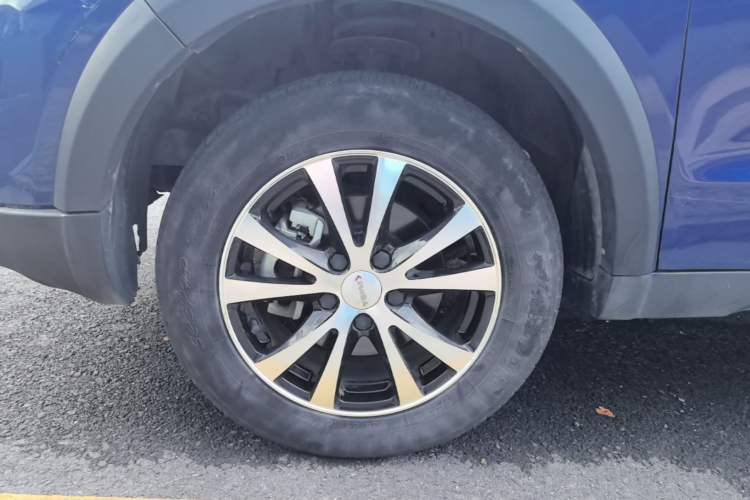 Used Yema Bojun 2021 Sport Version 1.5L CVT Comfort Edition Left Front Wheel Hub