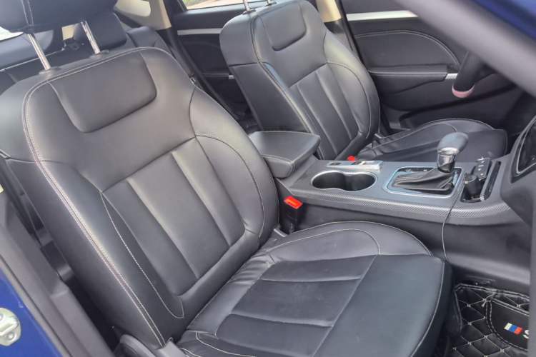 Used Yema Bojun 2021 Sport Version 1.5L CVT Comfort Edition Right Front Seat