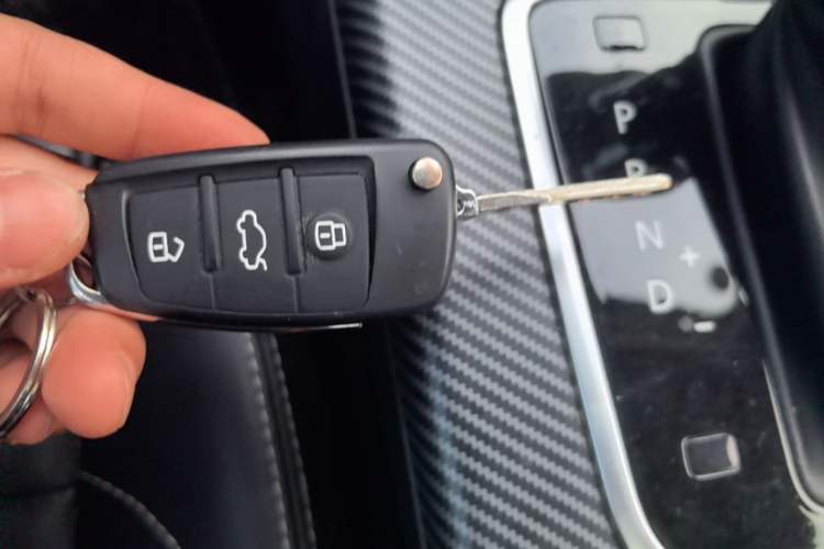 Used Yema Bojun 2021 Sport Version 1.5L CVT Comfort Edition Vehicle Key