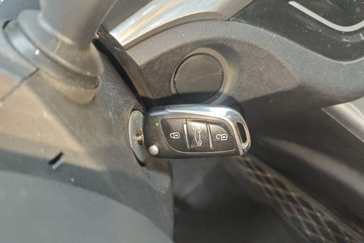 Used Yema Bojun 2021 Revised Version 2 Sport Edition 1.5L CVT Comfort Trim Vehicle Key