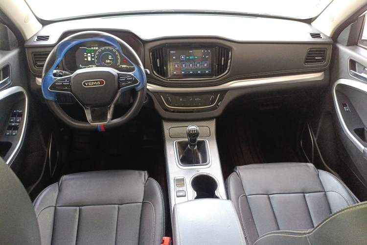 Used Yema Bojun 2021 Sports Edition 1.5L Manual Champion Version Center Console