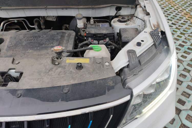 Used Yema Bojun 2021 Revised Version Sport Edition 1.5L Manual – Champion Edition Engine Bay Left