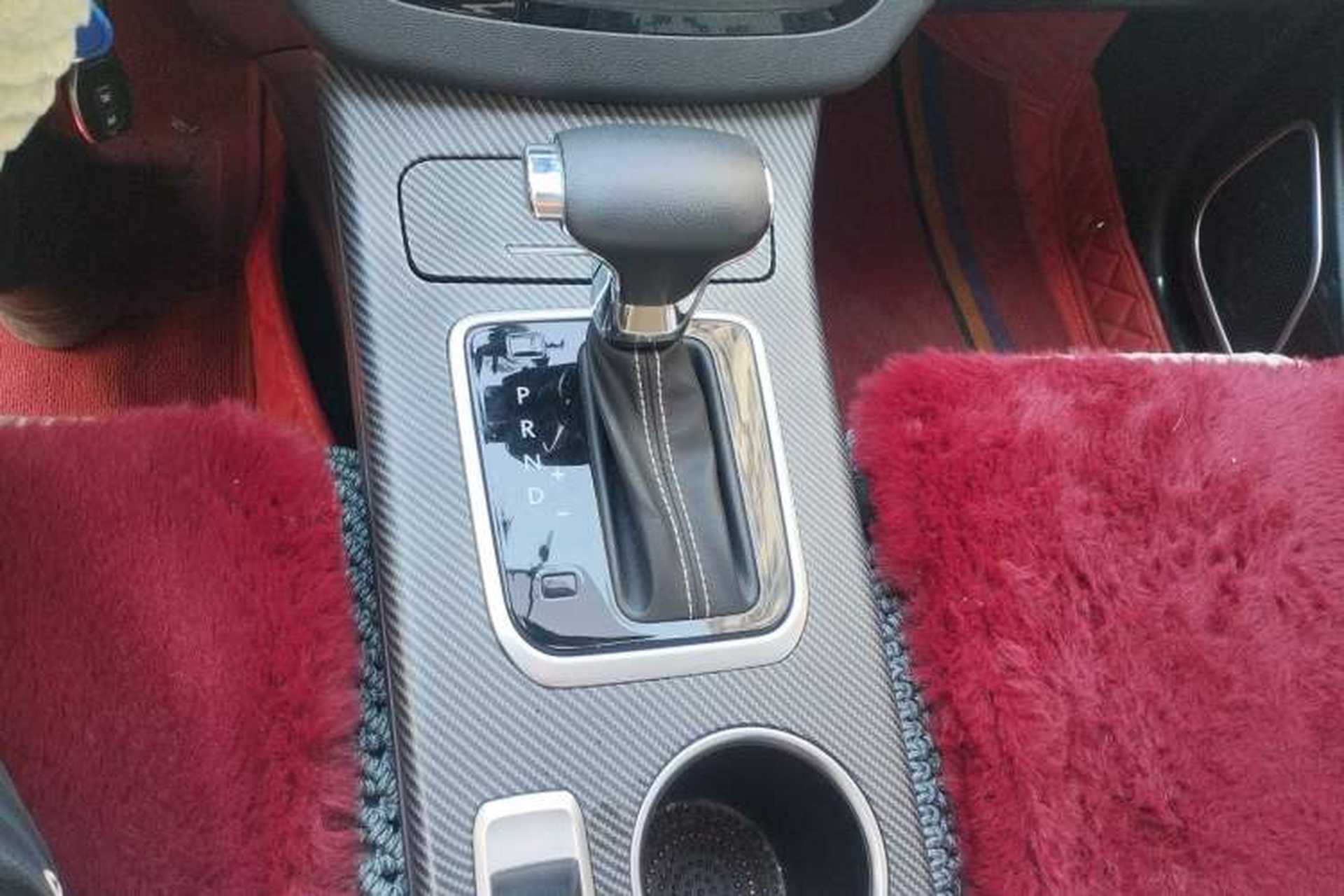 Used Yema Bojun 2021 Sport Version 1.5L CVT Comfort Edition Gear Lever