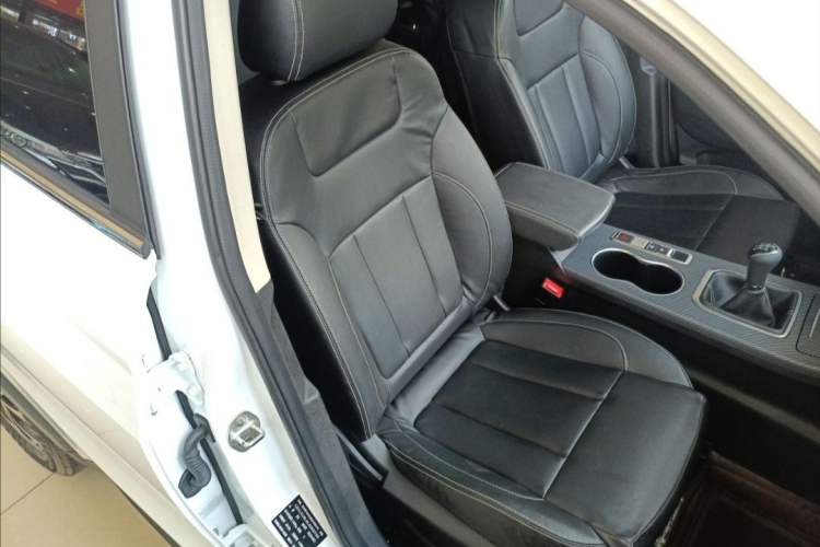 Used Yema Bojun 2021 Sports Edition 1.5L Manual Champion Version Interior 5