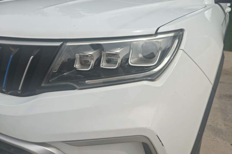 Used Yema Bojun 2021 Revised Version Sport Edition 1.5L CVT Comfort Type Left Front Headlight