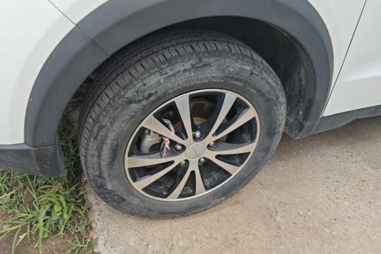 Used Yema Bojun 2021 Revised Version Sport Edition 1.5L CVT Comfort Type Left Front Wheel Hub