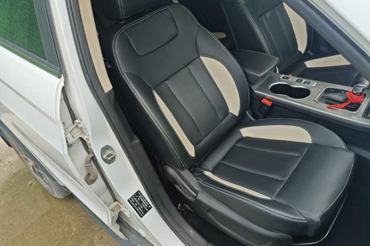 Used Yema Bojun 2021 Revised Version Sport Edition 1.5L CVT Comfort Type Right Front Seat
