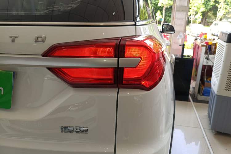Used Yema Bojun 2021 Sports Edition 1.5L Manual Champion Version Right Rear Taillight