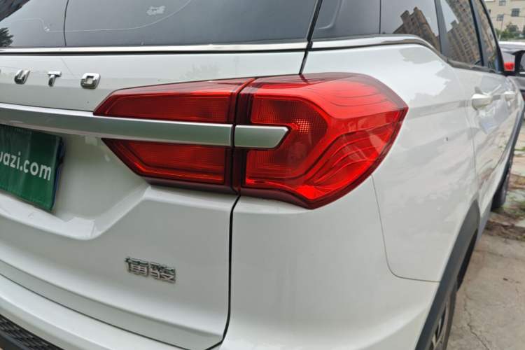 Used Yema Bojun 2021 Revised Version Sport Edition 1.5L CVT Comfort Type Right Rear Taillight