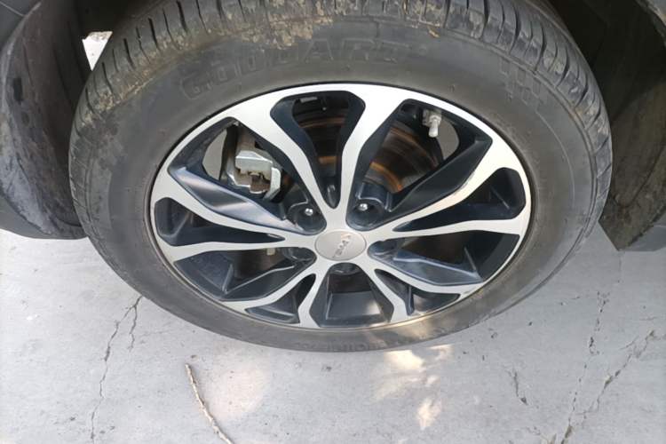 Used Yema Bojun 2022 1.5T CVT Flagship Edition Left Front Wheel Hub