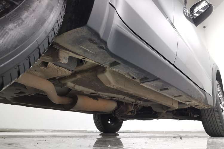 Used Yema Bojun 2022 1.5L CVT Luxury Version Right Side Sill