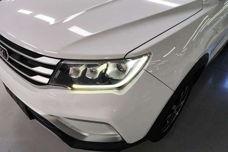 Used Yema Bojun 2022 1.5L Manual Luxury Version Left Front Headlight