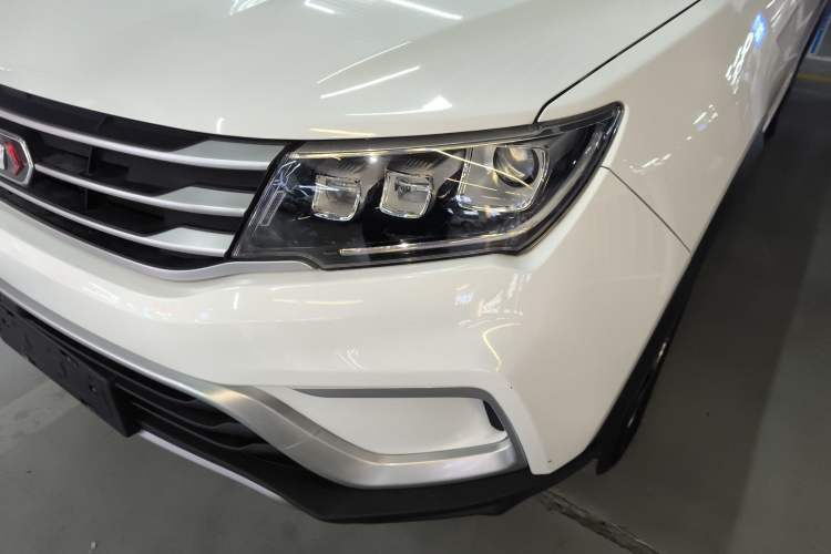 Used Yema Bojun 2022 1.5L Manual Luxury Version Left Front Headlight