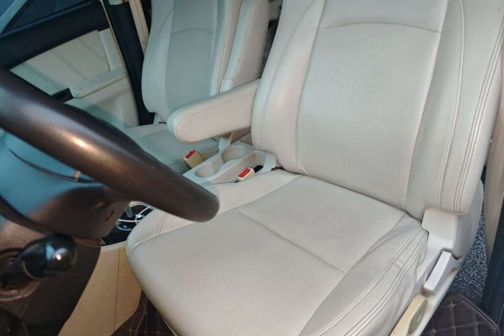 Used Yema EC30 2017 Comfort Model Left Front Seat
