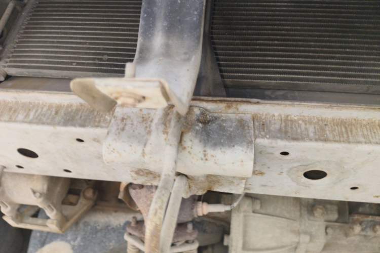 Used Yema F10 2011 1.5L Luxury Model Chassis Front
