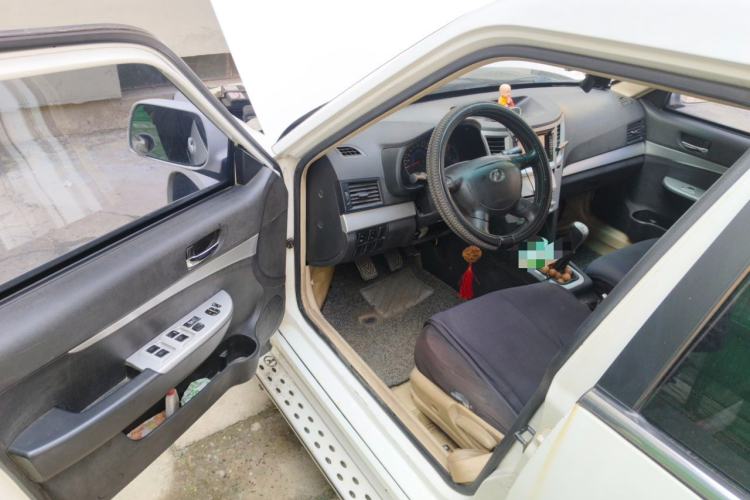 Used Yema F10 2011 1.5L Luxury Model Driver Seat