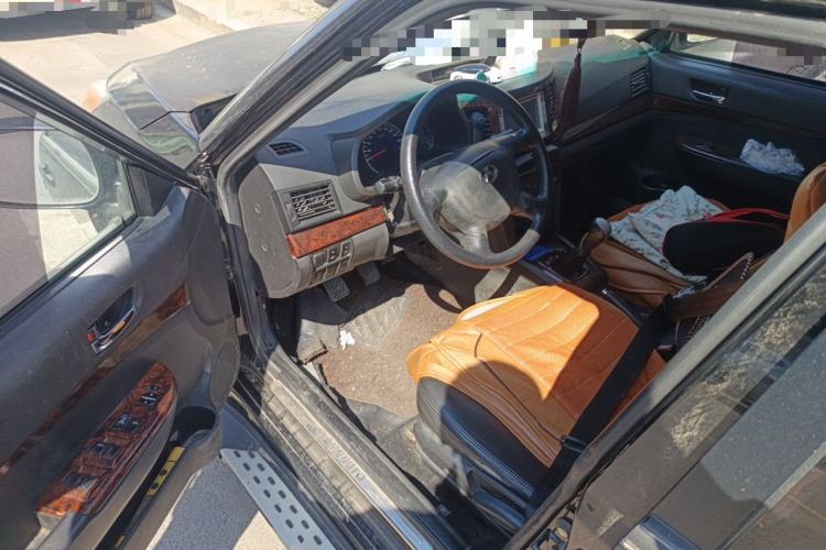 Used Yema F12 2014 1.5L Manual Driver Seat