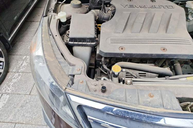 Used Yema F12 2014 1.5L Manual Engine Bay Right