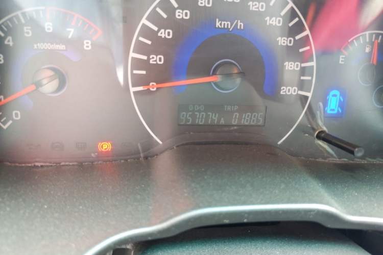 Used Yema F12 2014 1.5L Manual Odometer Close Up