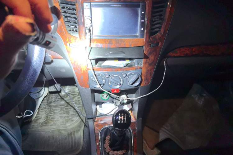 Used Yema F16 2014 1.6L Manual Elite Edition Audio And AC Panel