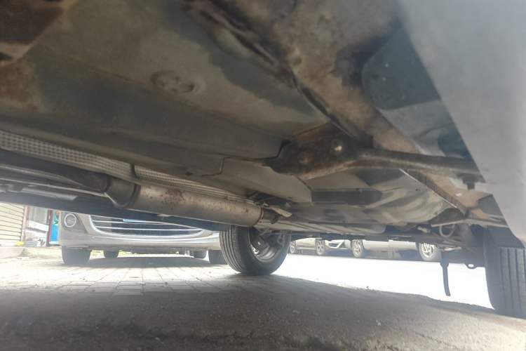 Used Yema F16 2014 1.6L Manual Elite Edition Chassis Front Left