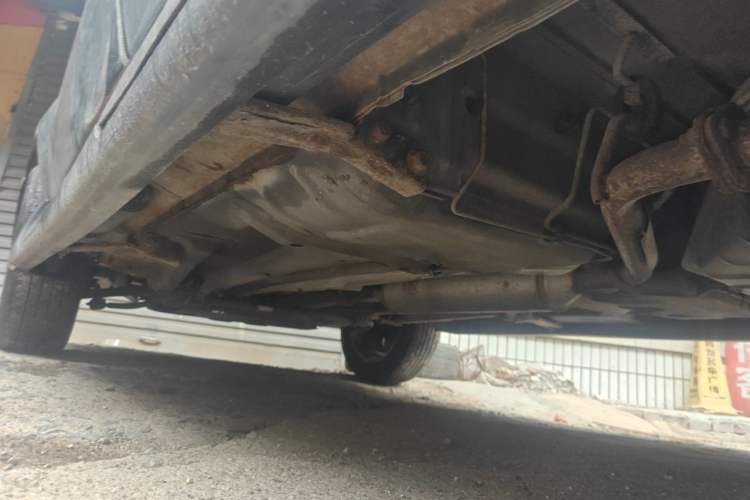 Used Yema F16 2014 1.6L Manual Elite Edition Chassis Rear Left
