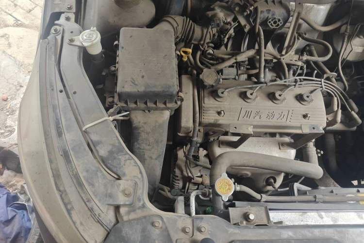 Used Yema F16 2014 1.6L Manual Elite Edition Engine Bay Right