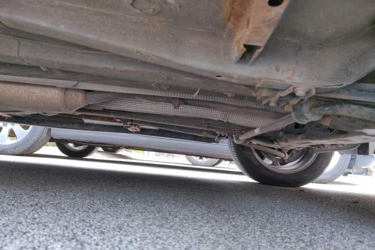 Used Yema F16 2014 1.6L Manual Elite Edition Chassis Front Right