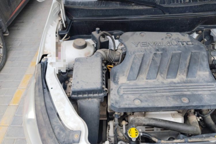 Used Yema F16 2014 1.6L Manual Elite Edition Engine Bay Right