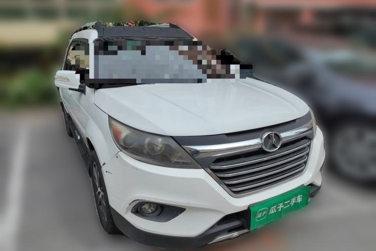 Used Yema F16 2014 1.6L Manual Elite Edition Front Right 45 Deg