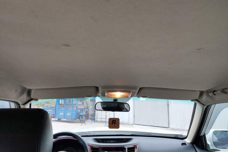 Used Yema F16 2014 1.6L Manual Elite Edition Headliner