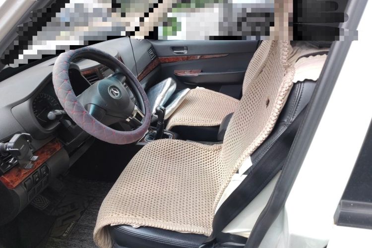 Used Yema F16 2014 1.6L Manual Elite Edition Left Front Seat