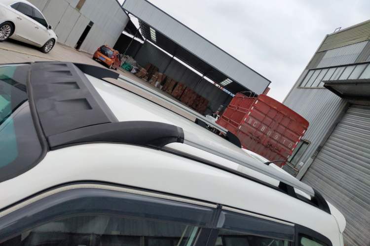 Used Yema F16 2014 1.6L Manual Elite Edition Roof