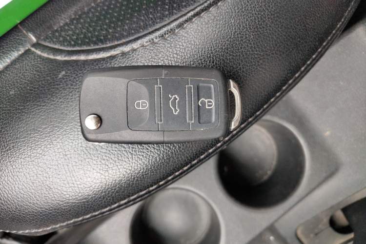 Used Yema F16 2014 1.6L Manual Elite Edition Vehicle Key