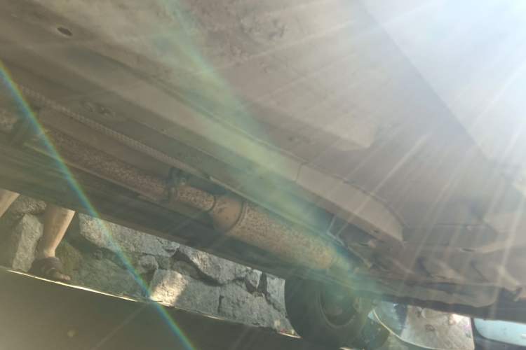 Used Yema F99 2010 1.5L Comfort Version Chassis Front Left