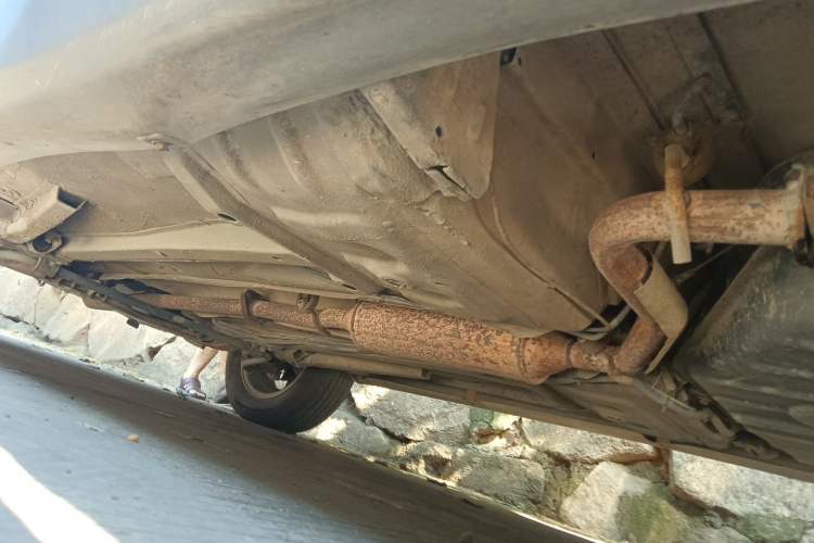 Used Yema F99 2010 1.5L Comfort Version Chassis Rear Left