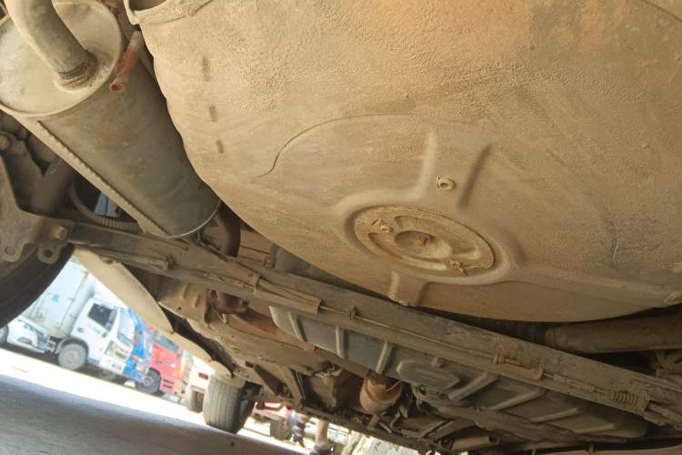 Used Yema F99 2010 1.5L Comfort Version Chassis Rear