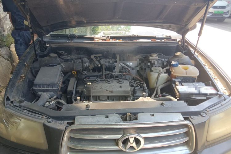 Used Yema F99 2010 1.5L Comfort Version Engine Bay