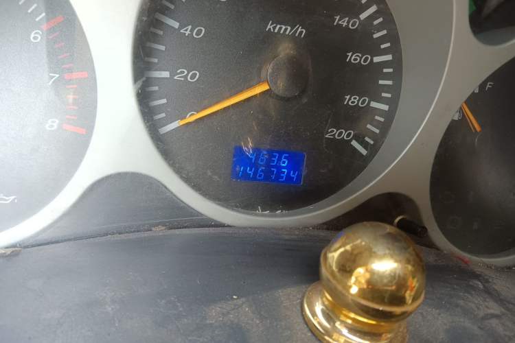 Used Yema F99 2010 1.5L Comfort Version Odometer Close Up