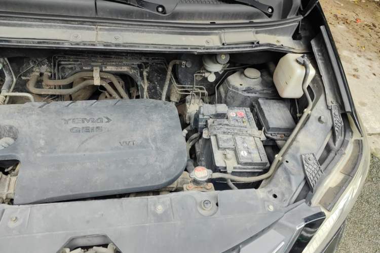 Used Yema Spica 2018 1.5L Manual Comfort Model Engine Bay Left