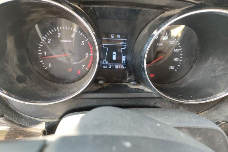 Used Yema Spica 2018 1.5L Manual Luxury Model Odometer Close Up
