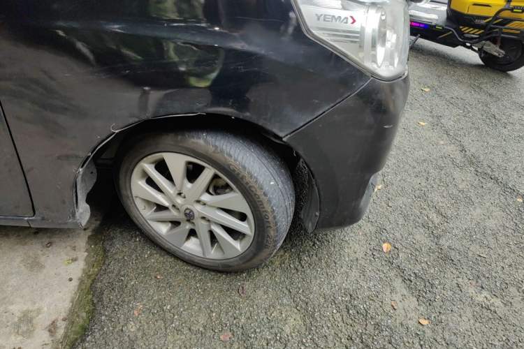 Used Yema Spica 2018 1.5L Manual Comfort Model Right Front Wheel Hub